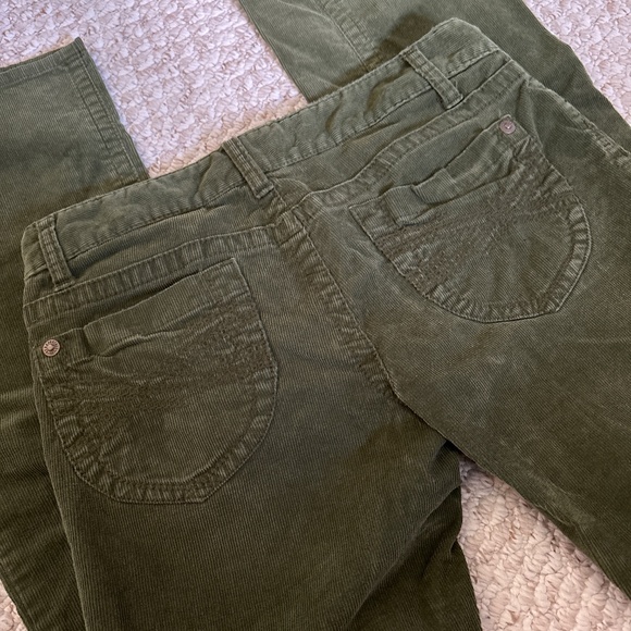 Aeropostale green corduroy pants - Picture 6 of 9